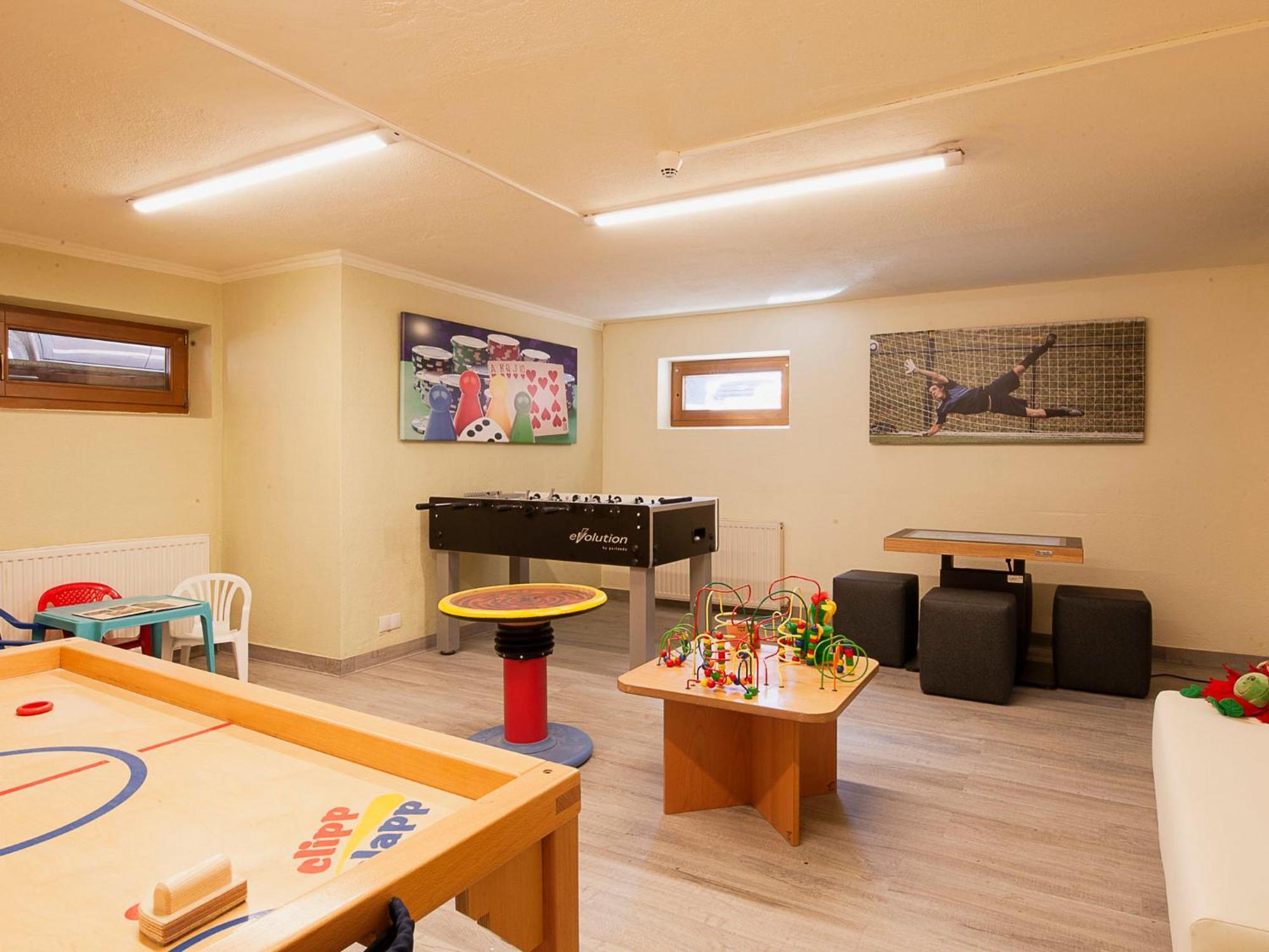 Apartment Falkner-7 By Interhome Oberlaengenfeld Ngoại thất bức ảnh